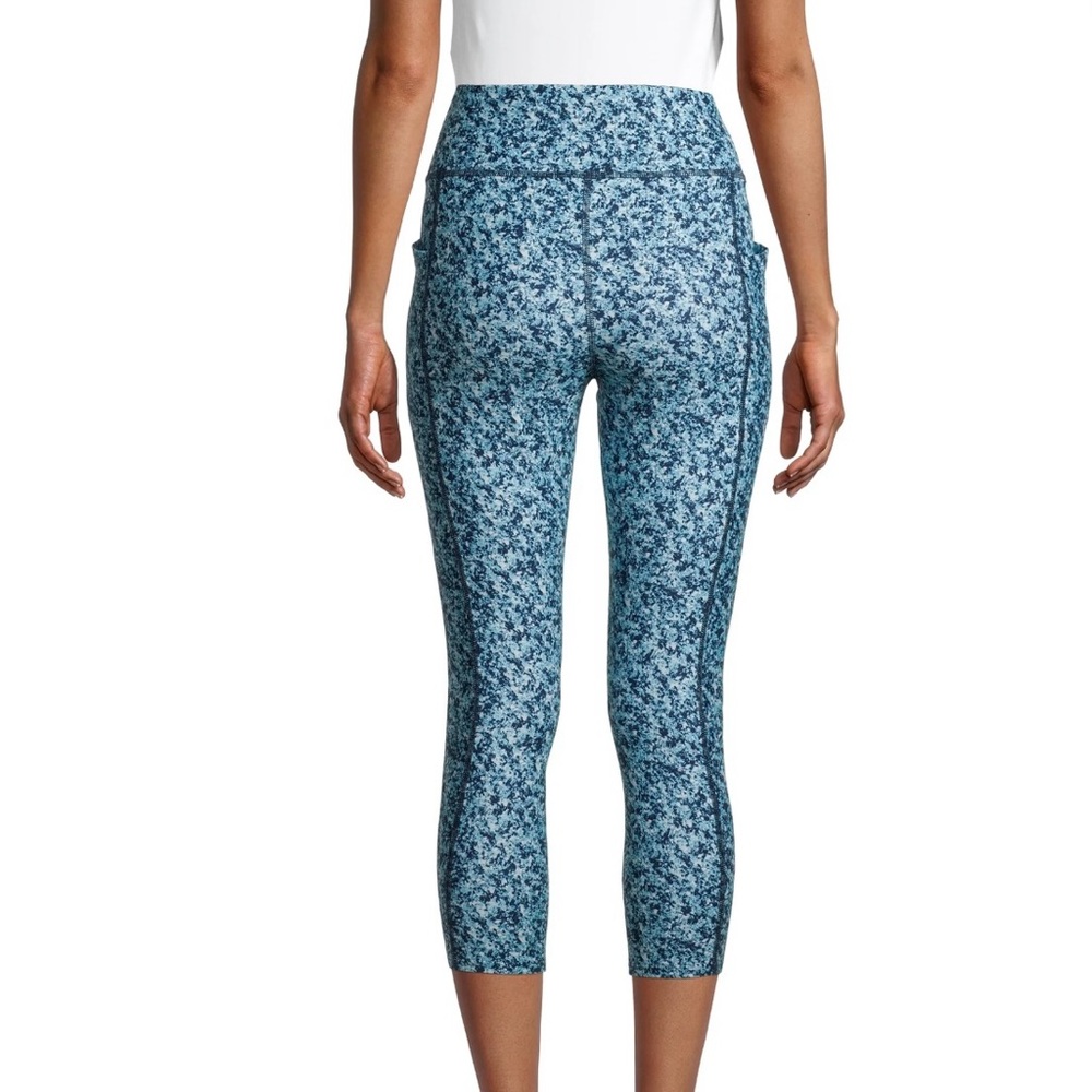 Athletic Works Blue Patterned Performance Cropped… - image 2